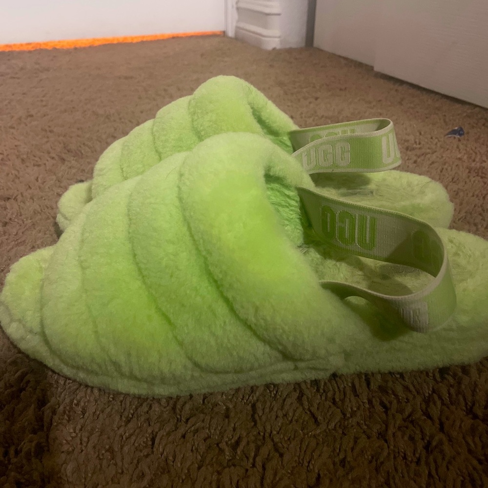 Light Green Fluff-Yeah Ugg Slipper. Women’s Size 10